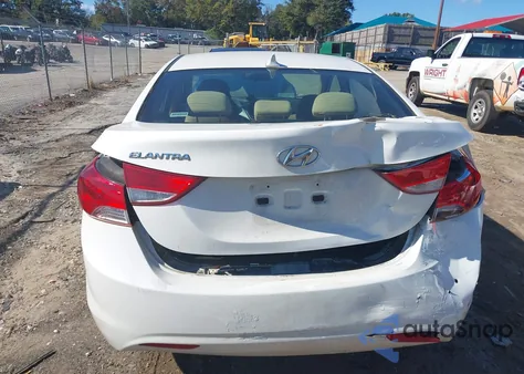 2013 Hyundai Elantra Gls z USA, uszkodzony, nr VIN 5NPDH4AE3DH371335